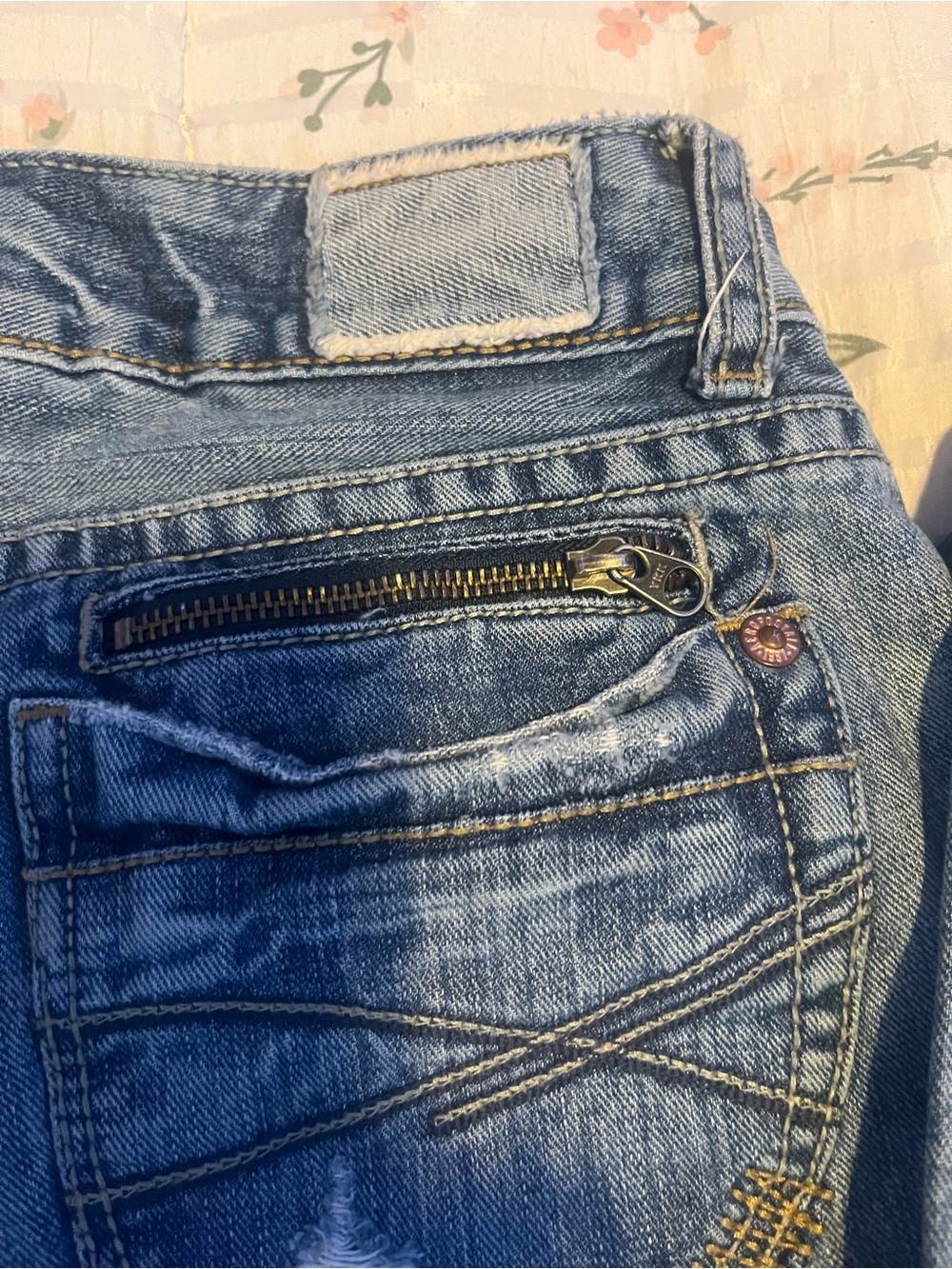 Aeropostale Bootcut Jeans - Picture 6 of 8